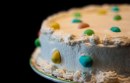 Decorazioni per le torte di Pasqua colorate
