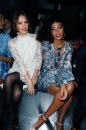 Sfilate Moda Parigi 2014: il fashion show di H & M Studio con Miranda Kerr e Jessica Alba, video