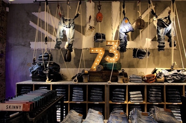 Pepe Jeans London_store Milano_6.jpg